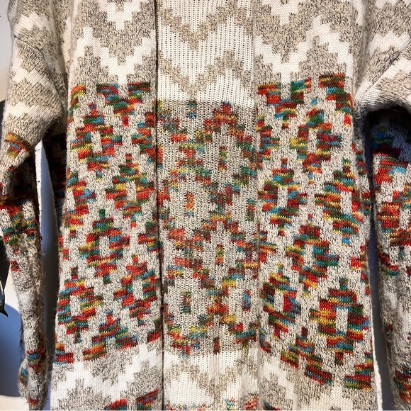 Dreamers Multicolor Patterned Cardigan - Picture 3 of 8